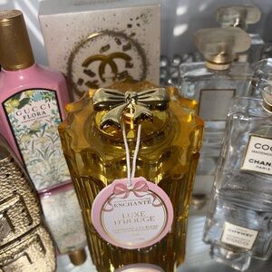 Luxe D'Rouge candle 🕯️